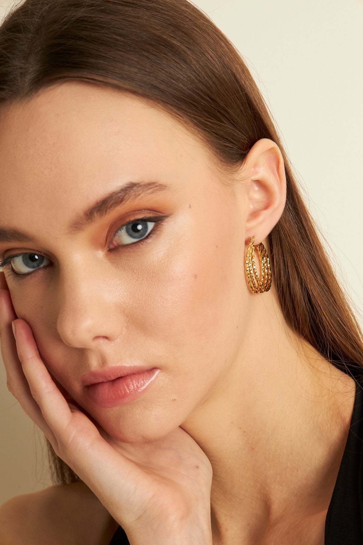 Astrid Earrings Gold, Stainless steel - Earrings - Feraye