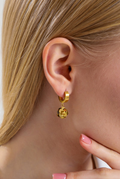 Golden Curry Drops Earrings Gold, Stainless steel - Earrings - Feraye