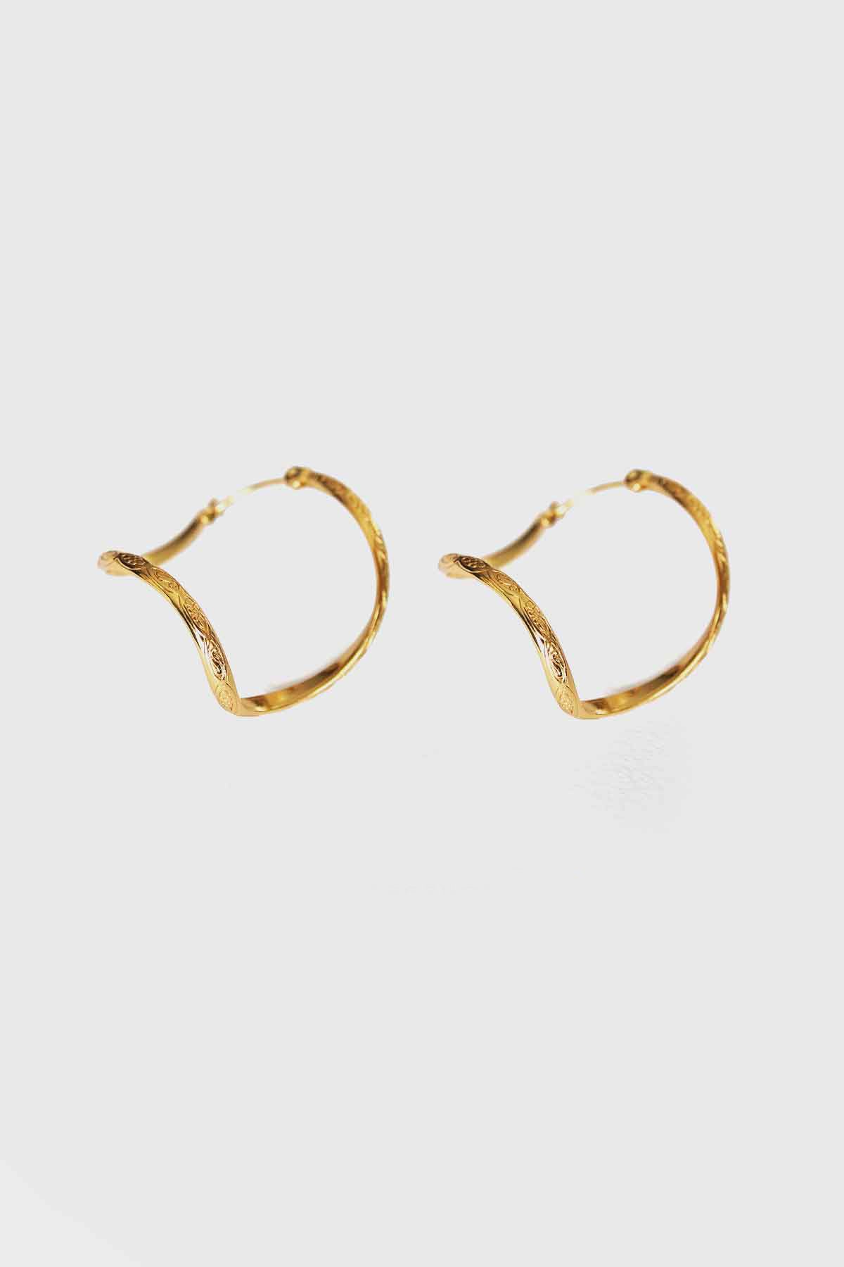 Selii's Waves Earrings Gold, Stainless steel - Feraye